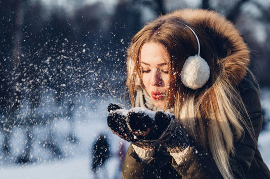 Transitioning Your Skin Into Winter: What Your Skin Needs (and Why)